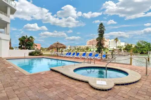 dccb5d8f-9037-49a8-b305-1f296206b784